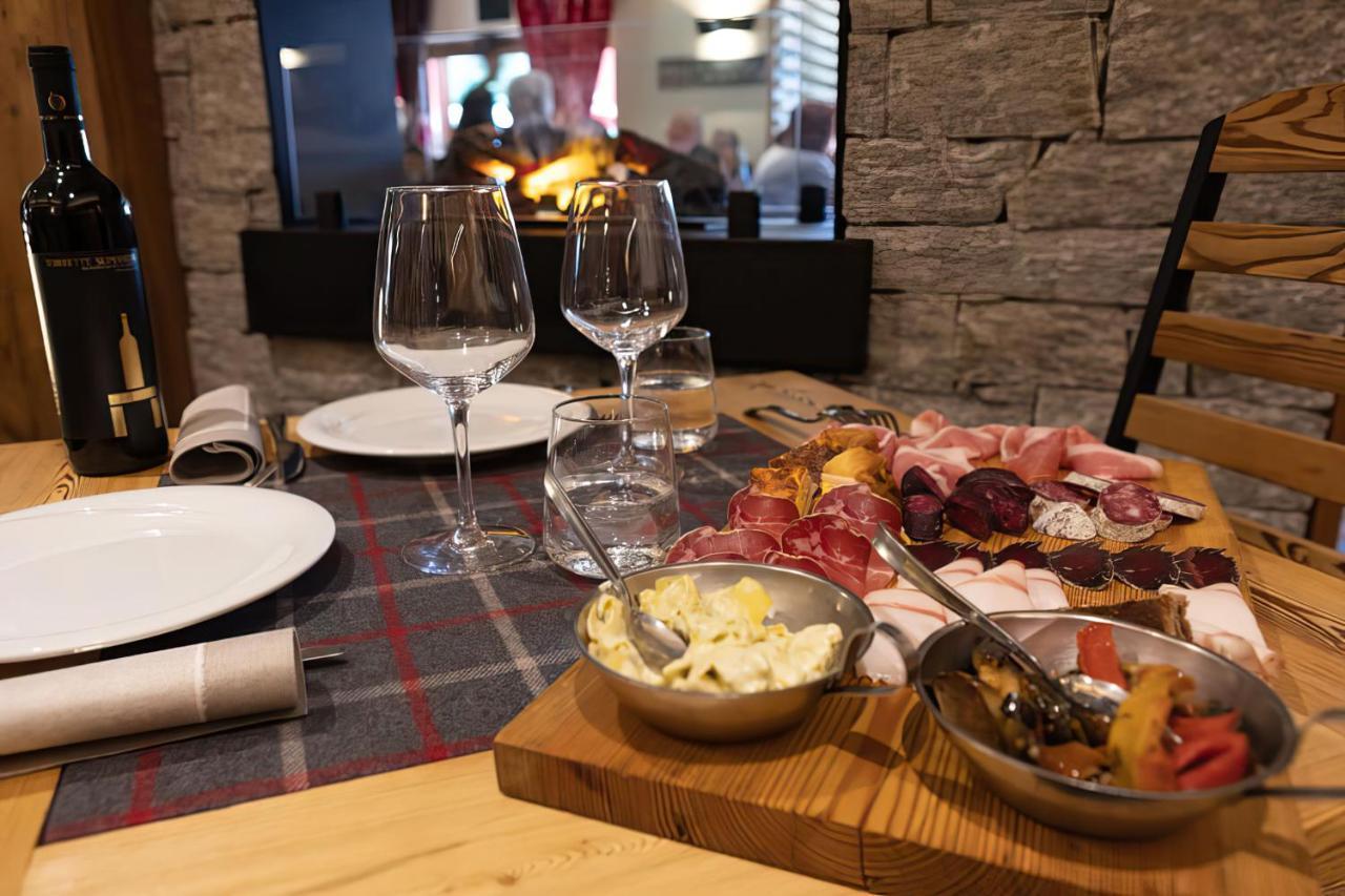 Hotel & Ristorante Serenella Breuil-Cervinia Εξωτερικό φωτογραφία