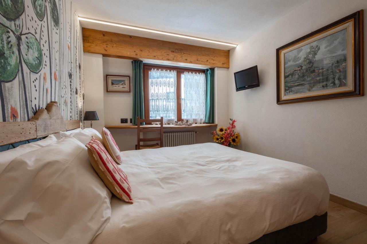 Hotel & Ristorante Serenella Breuil-Cervinia Εξωτερικό φωτογραφία