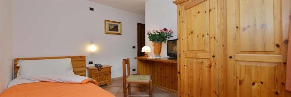 Hotel & Ristorante Serenella Breuil-Cervinia Εξωτερικό φωτογραφία